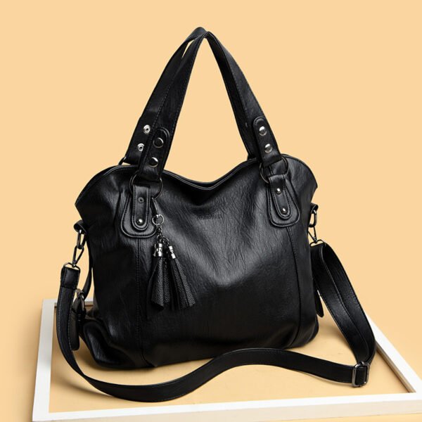 Fashionable Women's Crossbody Handbag with Tassel Detail – Shoulder Bag for Casual Wear