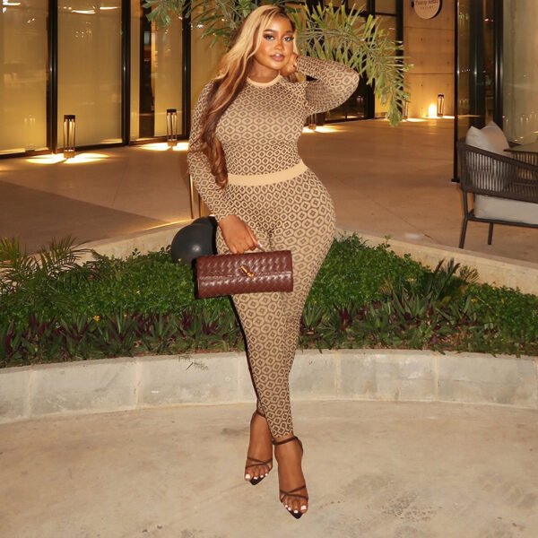 Round Neck Long Sleeve Jumpsuit for Women – Elegant One-Piece Romper