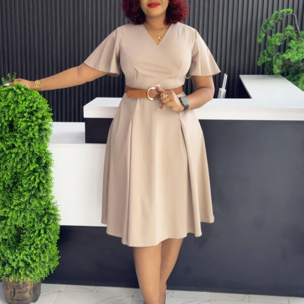 Elegant Women's V-Neck A-Line Dress with Flared Bell Sleeves – Casual Chic Style