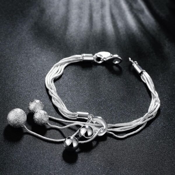 Fashionable Women's Bracelet – Minimal Sand Beads with Circle Charm Design