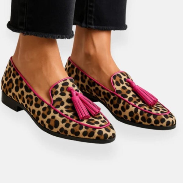 Stylish Women's Leopard Print Tassel Loafers – Trendy Slip-On Flats for Bold Fashion Statements