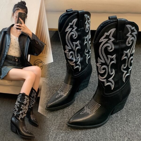 Stylish Women’s Western Boots – Retro Mid-Calf Cowboy Design with Embroidery